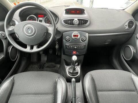 Clio 1.5 DCI 85 cv - COURROIE DISTRIBUTION FAITE 2009 occasion 68170 Rixheim