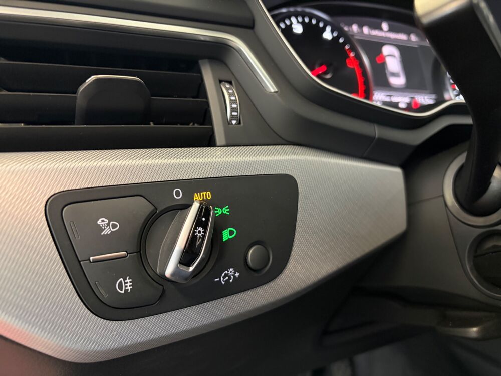 A4 2.0 TDI 150 SPORT S-TRONIC BVA 2017 occasion 76190 &Eacute;calles-Alix
