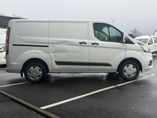Transit Custom FOURGON 270 2.0 TDCI 130 ch L1H1 LIMITED / CARPLAY / CAMERA 2019 occasion 17100 Saintes