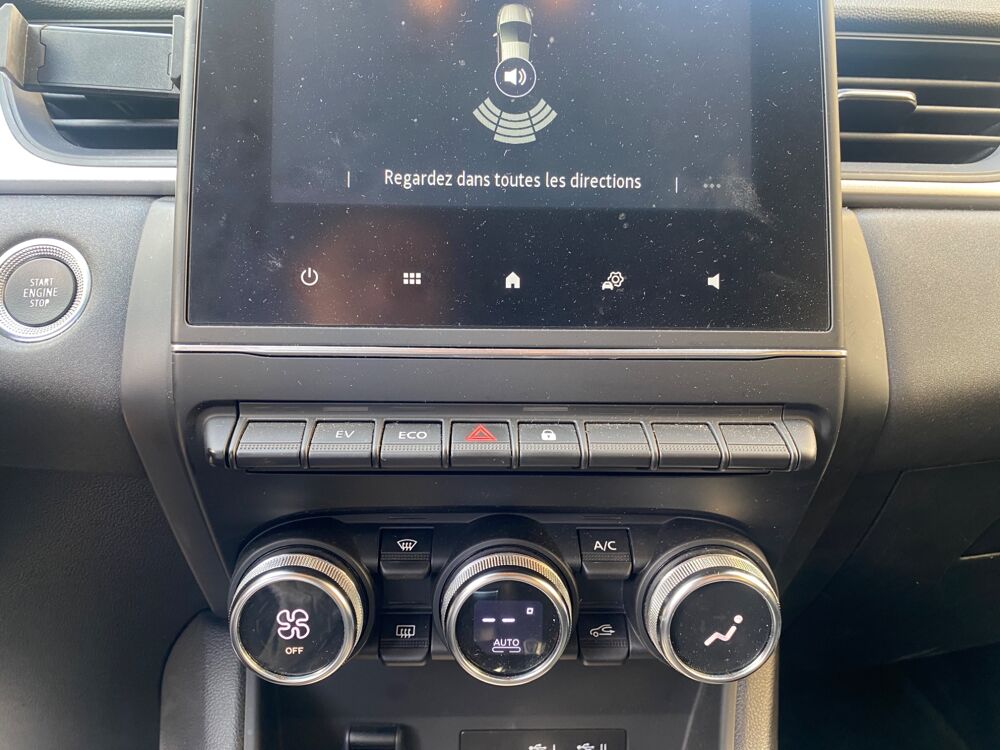 Captur 1.6 E-TECH 145CH HYBRID 1.2KWH *CARPLAY*RADAR AR*REGULATEUR 2023 occasion 13009 Marseille