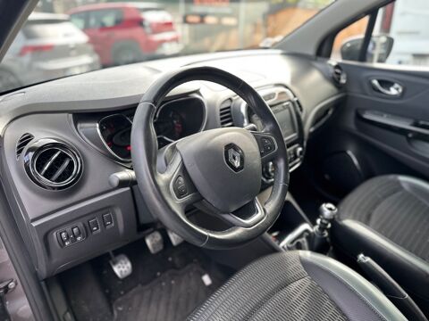 Captur 1.5 DCI 110 ENERGY INTENS START-STOP 2016 occasion 25000 Besan&ccedil;on