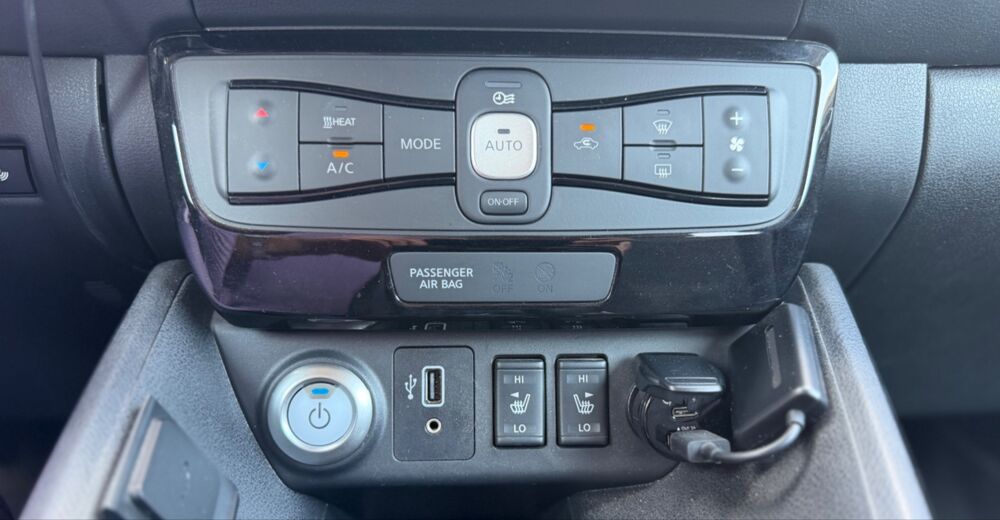 Leaf 150CH 40KWH N-CONNECTA - SUIVI COMPLET NISSAN 2019 occasion 13700 Marignane