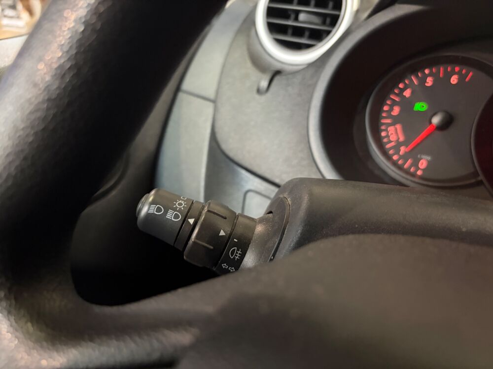 Grand Modus COMBI 1.5 DCI 90ch- TPMR /ENERGY LIFE- CARNET D'ENTRETIEN CO 2014 occasion 78125 Gazeran