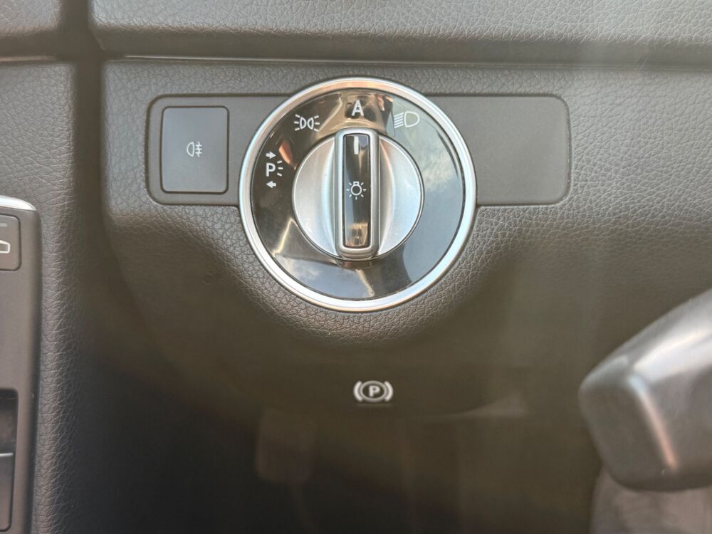 Classe C 2.2 220 CDi 170 AVANTGARDE 7G-TRONIC - BOITE AUTO 2011 occasion 33210 Maz&egrave;res