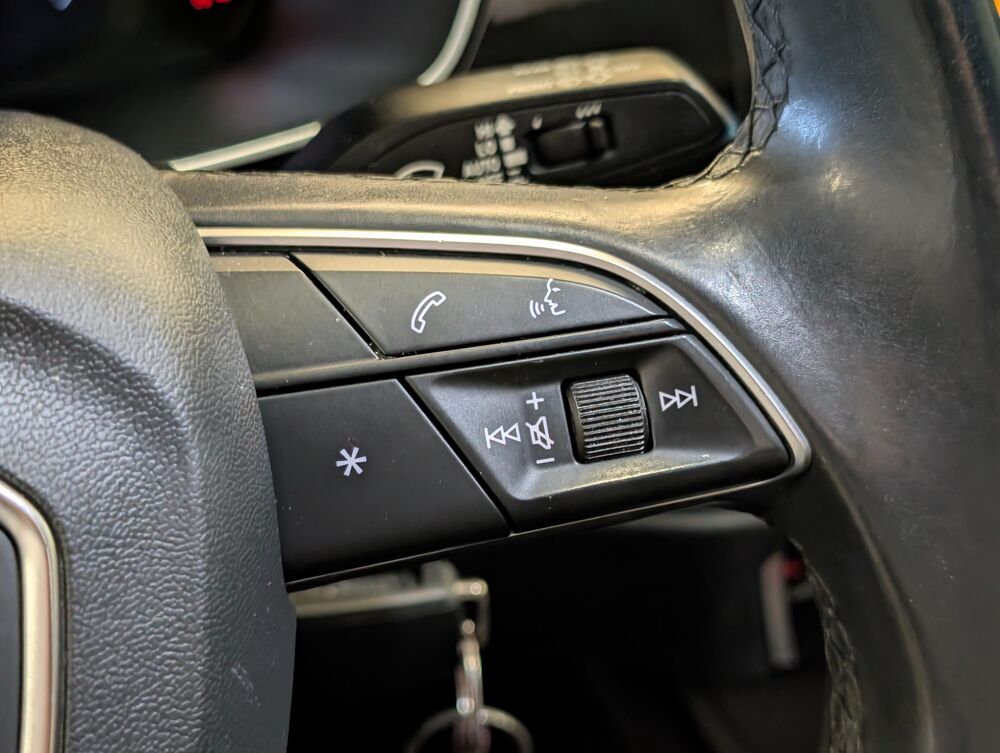 Q3 35 TFSI 150CV DESIGN - TOIT OUVRANT - CARPLAY - COFFRE ELECT 2021 occasion 69400 Arnas