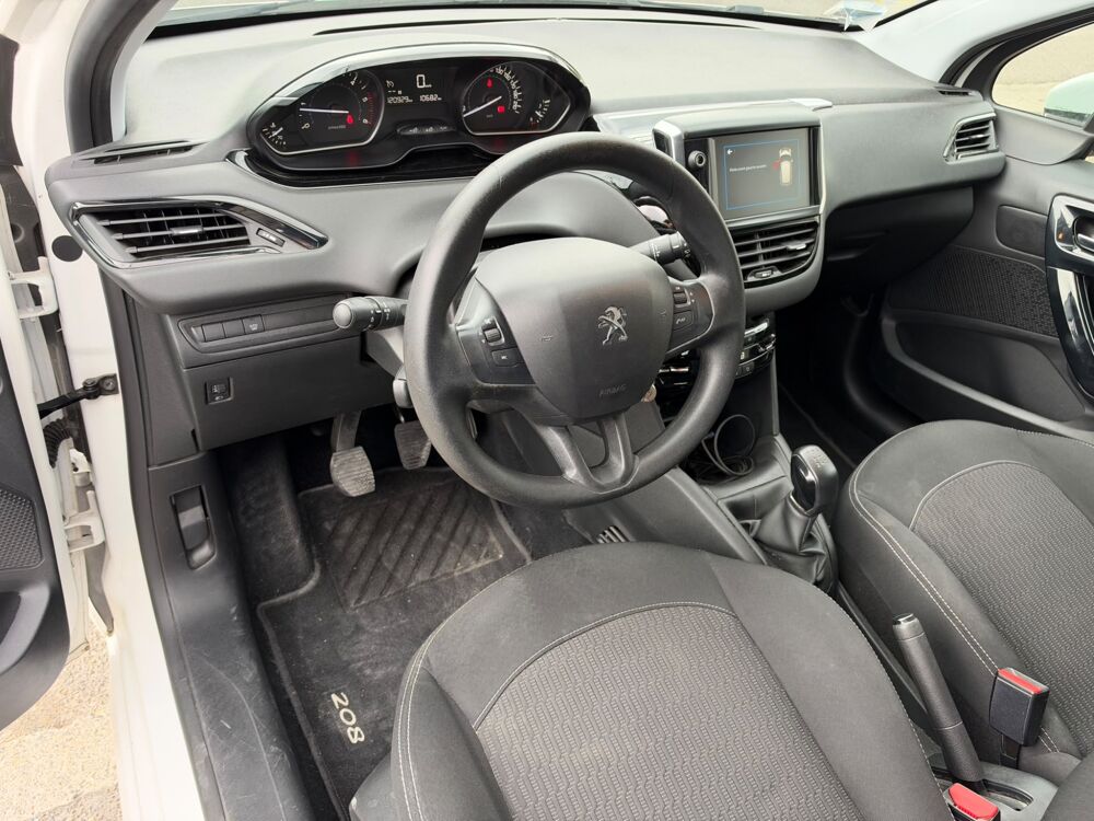 208 1.5 BLUEHDI 100 CH ACTIVE / CARPLAY / CLIMATISATION BI-ZONE 2019 occasion 40000 Mont-de-Marsan