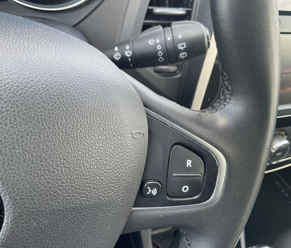 Captur 1.5 DCI 90 ECO ENERGY BUSINESS EDC BVA START-STOP - Distrib 2019 occasion 78410 Flins-sur-Seine