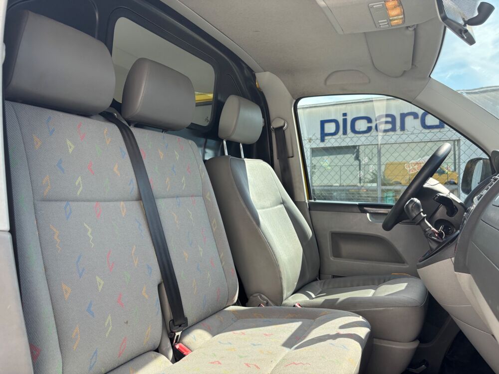 Transporter FOURGON 2.0 TDI 85 CH 2T8 L1H1 / COURROIE NEUVE / HAYON ARRI 2014 occasion 40000 Mont-de-Marsan
