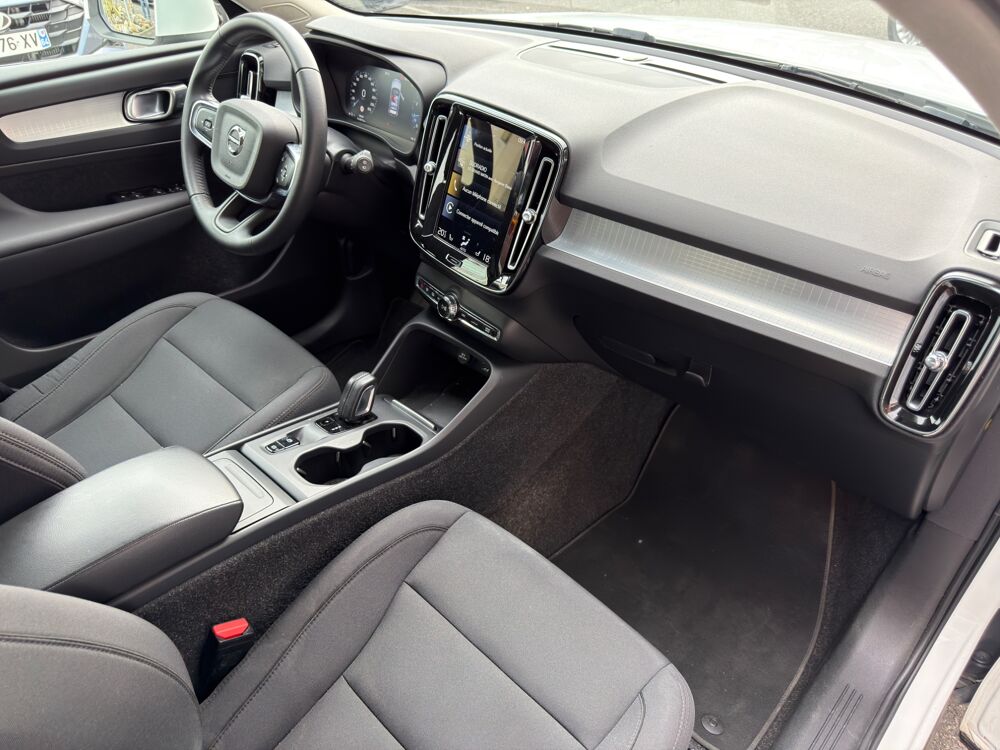 XC40 1.5 T2 129 ch BUSINESS GEARTRONIC 8 2WD 2021 occasion 64320 Idron