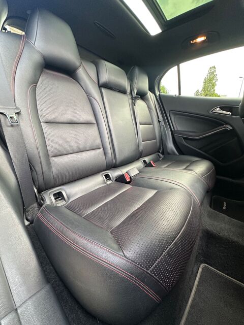 Classe GLA 2.0 250 211CH FASCINATION AMG 4MATIC 7G-DCT BVA 103500km 2016 occasion 25000 Besan&ccedil;on