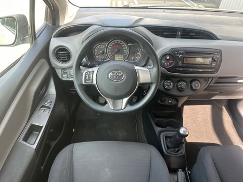 Yaris 1.L VVTI 70ch ACTIVE 2014 occasion 38420 Le Versoud