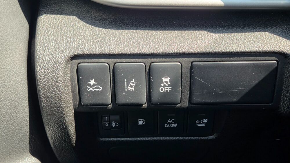 Eclipse Cross 2.4 188ch HYBRID INTENSE 4WD GARANTIE 5 ANS - 1er MAIN - CAM 2023 occasion 27000 &Eacute;vreux