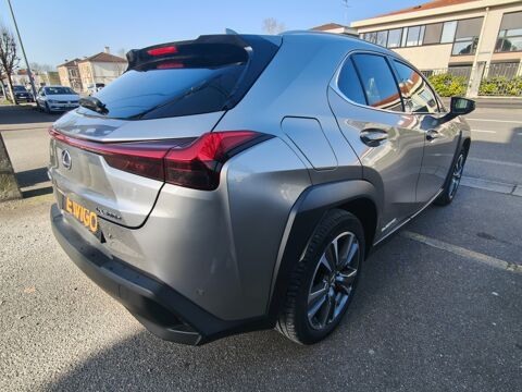 UX 300 E 205 CH 54.35 KWH EXECUTIVE GARANTIE LEXUS / CAMERA PAN 2023 occasion 40000 Mont-de-Marsan
