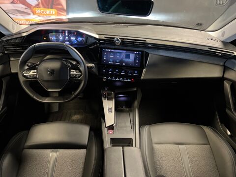 308 SW 1.5 130 ALLURE BVA // APPLE CARPLAY // CAMERA 360 // SlEG 2024 occasion 44300 Nantes