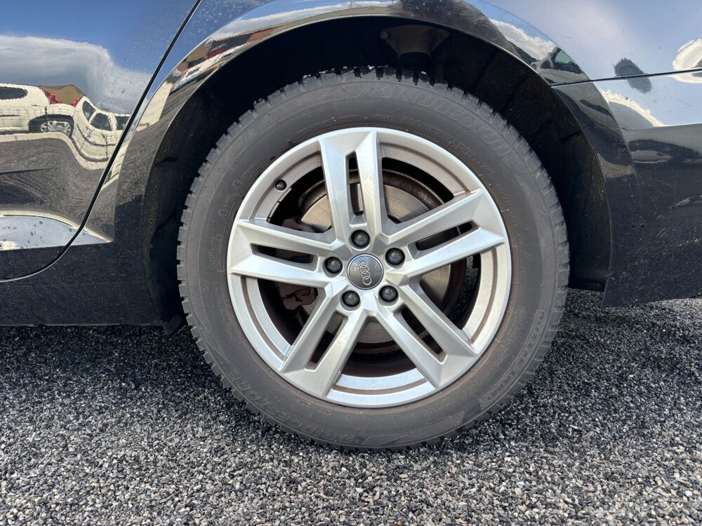 A4 AVANT 2.0 TDI 150ch BUSINESS LINE STRONIC BVA / ENTRETIEN AU 2017 occasion 64122 Urrugne