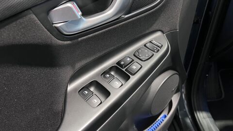 Kona CREATIVE 1.6 GDI 141cH HYBRID BVA - 1&Egrave;RE MAIN - CAM&Eacute;RA DE RE 2022 occasion 33610 Cestas