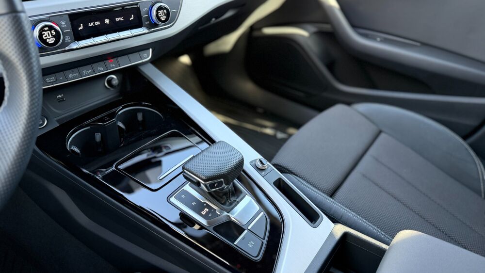 A4 AVANT 35 TFSI 150CH S LINE S TRONIC 7 - 1ERE MAIN - VIRTUAL 2023 occasion 13700 Marignane