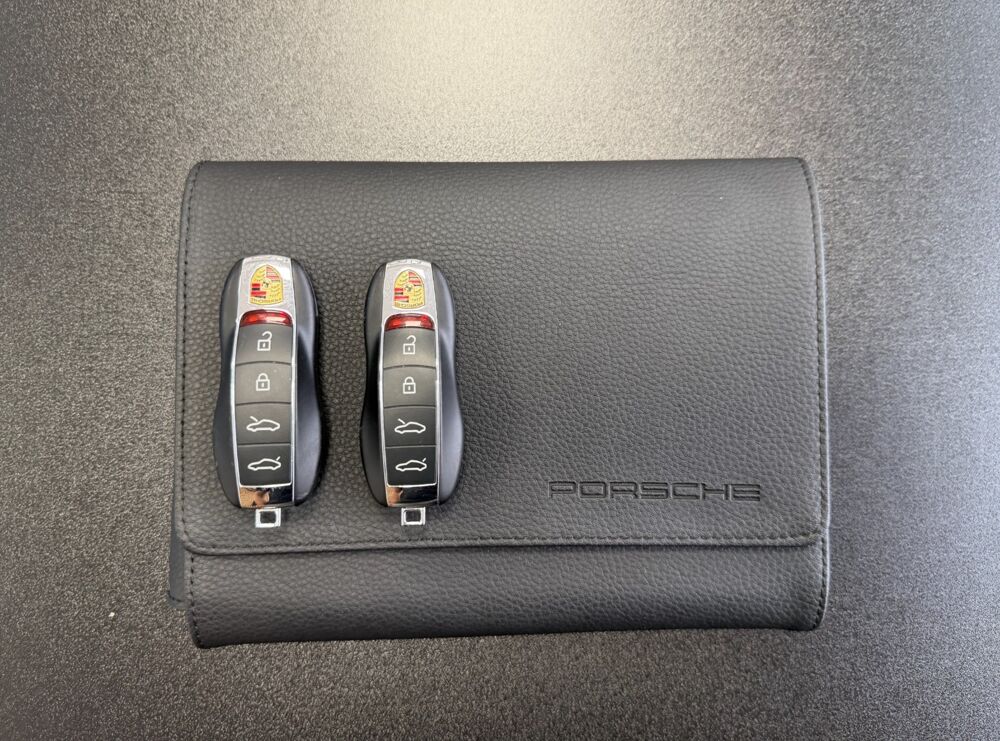 Boxster (982) 2.0 300CH - BVM6 - CUIR ETENDU ROUGE BORDEAUX - JANTES 2020 occasion 13700 Marignane