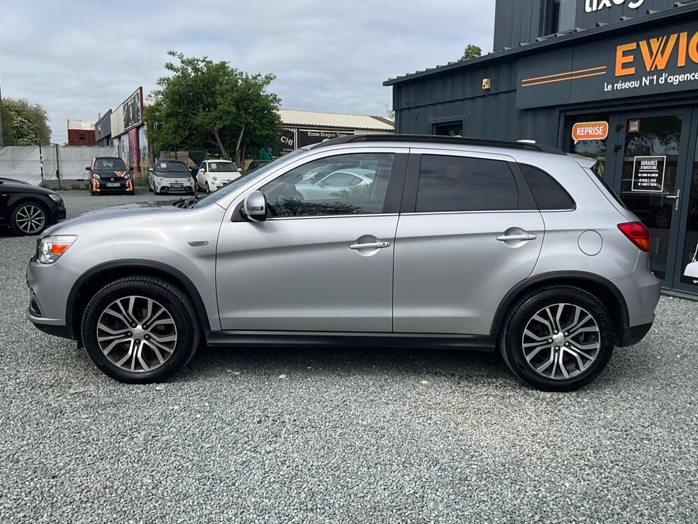 Asx 1.6 DID 115CH BLACK COLLECTION / CARPLAY / NAVIGATION / ATTE 2018 occasion 17000 La Rochelle