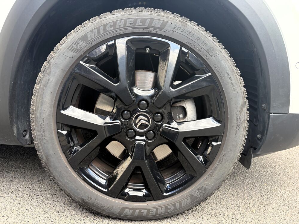C5 aircross 1.6 HYBRID 225 ch SHINE PACK E-EAT8 + TOIT PANORAMIQUE + CAR 2020 occasion 77700 Serris