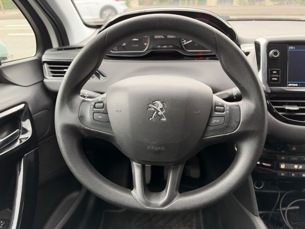 208 1.5 BLUEHDI 100 CH ACTIVE / CARPLAY / CLIMATISATION BI-ZONE 2019 occasion 40000 Mont-de-Marsan