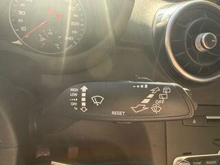 A1 1.4 TDI 90CH S-TRONIC BVA-BLUETOOTH-CLIMATISATION-RADAR DE 2015 occasion 76150 Saint-Jean-du-Cardonnay