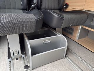 Transporter Combi T6 STYLEVAN 2.0 TDI 150 L1H1 AMENAGE BUSINESS LINE DSG BVA 2023 occasion 33100 Bordeaux