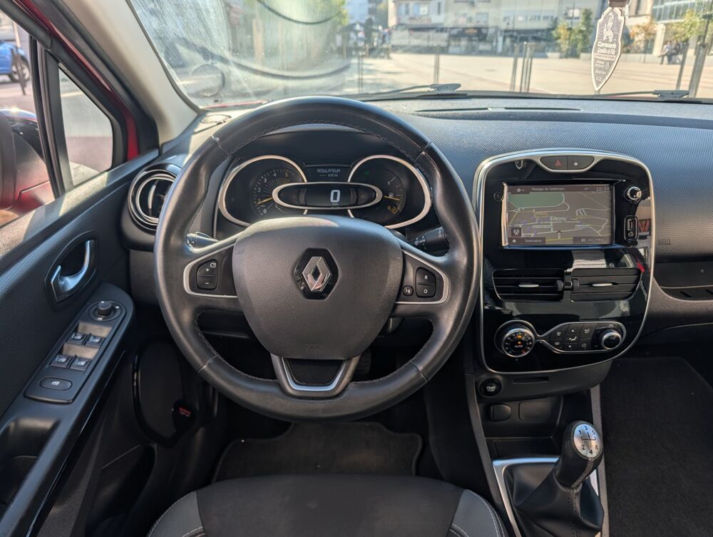 Clio 1.5 DCI 90ch ENERGY INTENS - RADAR AR GPS CLIM AUTO - ENTRET 2016 occasion 57600 Forbach