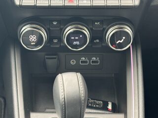 Clio 1.6 E-TECH 145 ch FULL-HYBRID TECHNO BVA 2023 occasion 64320 Idron