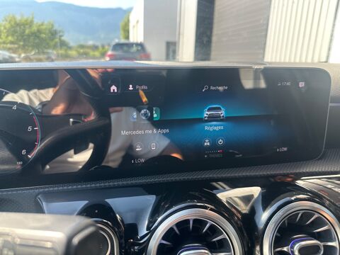 Classe A 2.0L 200 D 150ch AMG LINE 8G-DCT / CAMERA DE RECUL / PEINTUR 2019 occasion 38420 Le Versoud