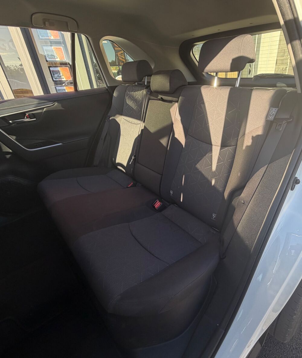 RAV 4 V 2.5 218 HYBRIDE DYNAMIC 2WD + CAMERA + CARPLAY + RECHARGE 2022 occasion 97410 Saint-Pierre