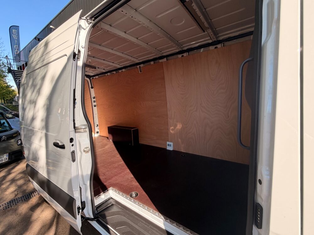 Sprinter FOURGON 2.0 315 CDI 150cH L3H2 - GARANTIE CONSTRUCTEUR - CAM 2025 occasion 76150 Saint-Jean-du-Cardonnay