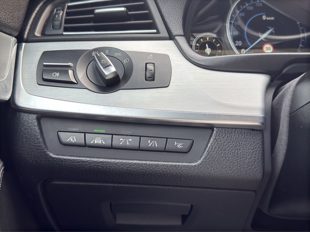 S&eacute;rie 5 TOURING 3.0 550D 380 XDRIVE BVA - SIEGES CHAUFFANTS - GARANT 2015 occasion 68000 Colmar