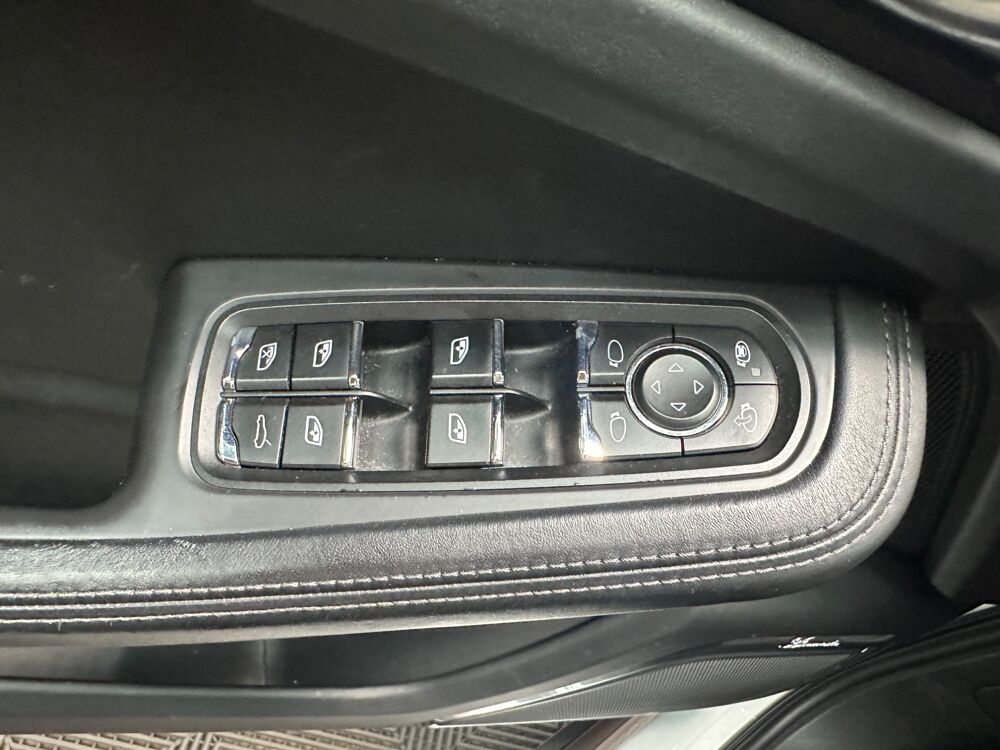 Macan 3.0 DIESEL 260 S BVA / ENTRETIEN PORSCHE / FULL OPTIONS 2014 occasion 55430 Belleville-sur-Meuse