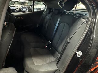 S&eacute;rie 1 1.5 D 116D 116 CH BVA / CARPLAY / RADARS AV & AR / PHARES LE 2021 occasion 29000 Quimper