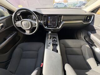V60 2.0 D3 150ch BUSINESS GEARTRONIC 8 BVA / ATTELAGE - CAM&Eacute;RA D 2019 occasion 76150 Saint-Jean-du-Cardonnay