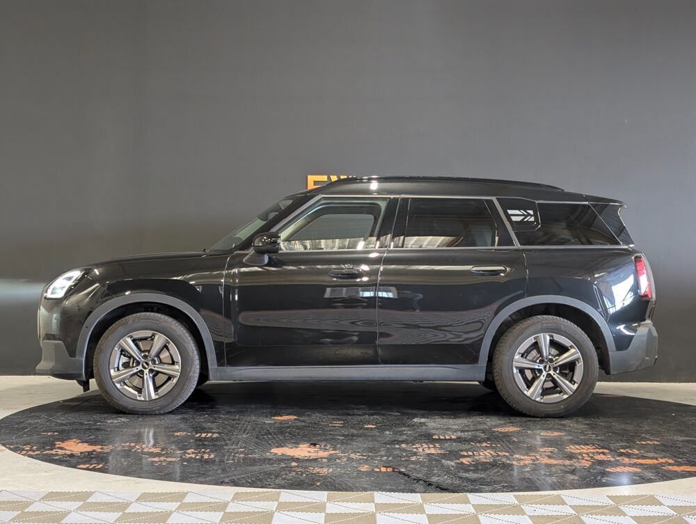 Countryman C 170 CH – HYBRID 48V – CLASSIC – PACK M – 1&Egrave;RE MAIN – TOIT 2024 occasion 69400 Arnas