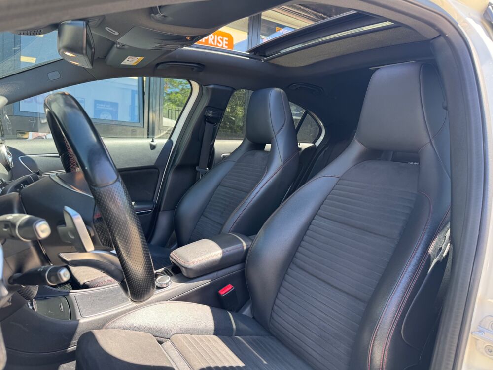 Classe A 1.5L 180D 110ch FASCINATION PACK AMG / TOIT OUVRANT PANORAMI 2017 occasion 38420 Le Versoud