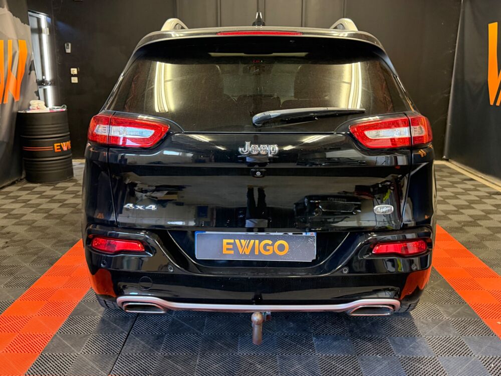 Cherokee 2.2 CRD 200 Ch OVERLAND AWD ACTIVE-DRIVE BVA TOIT OUVRANT/ S 2017 occasion 24750 Tr&eacute;lissac