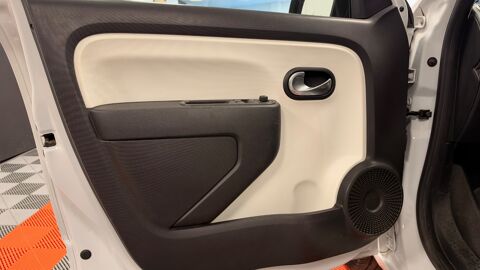 Twingo III 0.9 TCe 90 LIMITED 2017 EDC // ENTRETIEN CONSTRUCTEUR 2018 occasion 34430 Saint-Jean-de-V&eacute;das