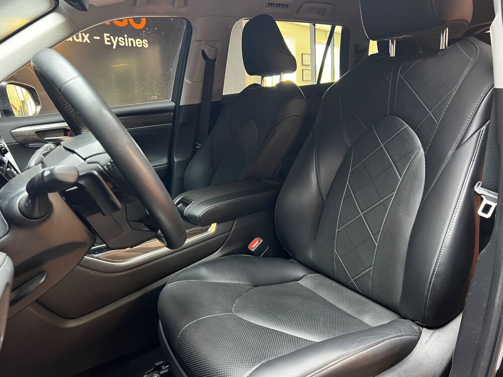 Highlander 2.5 248H 190 HYBRID FULL-HYBRID 1.9KWH LOUNGE AWD-I 4X4 BVA 2022 occasion 33320 Eysines