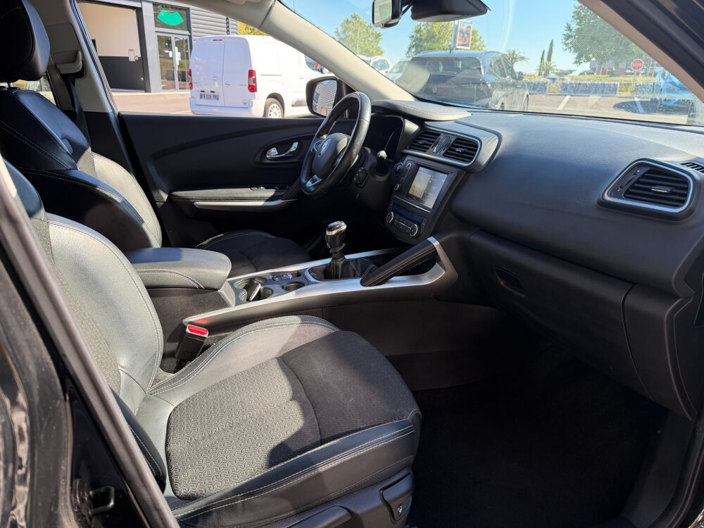 Kadjar 1.6 DCI 130ch ENERGY INTENS / CARPLAY / CAMERA DE RECUL 2017 occasion 17100 Saintes