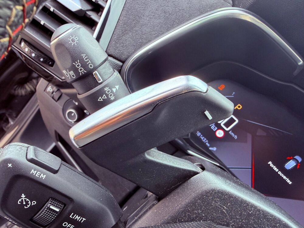 DS3 1.6 180Ch PERFORMANCE LINE BVA - 1 ERE MAIN - ATTELAGE - CAR 2019 occasion 27000 &Eacute;vreux