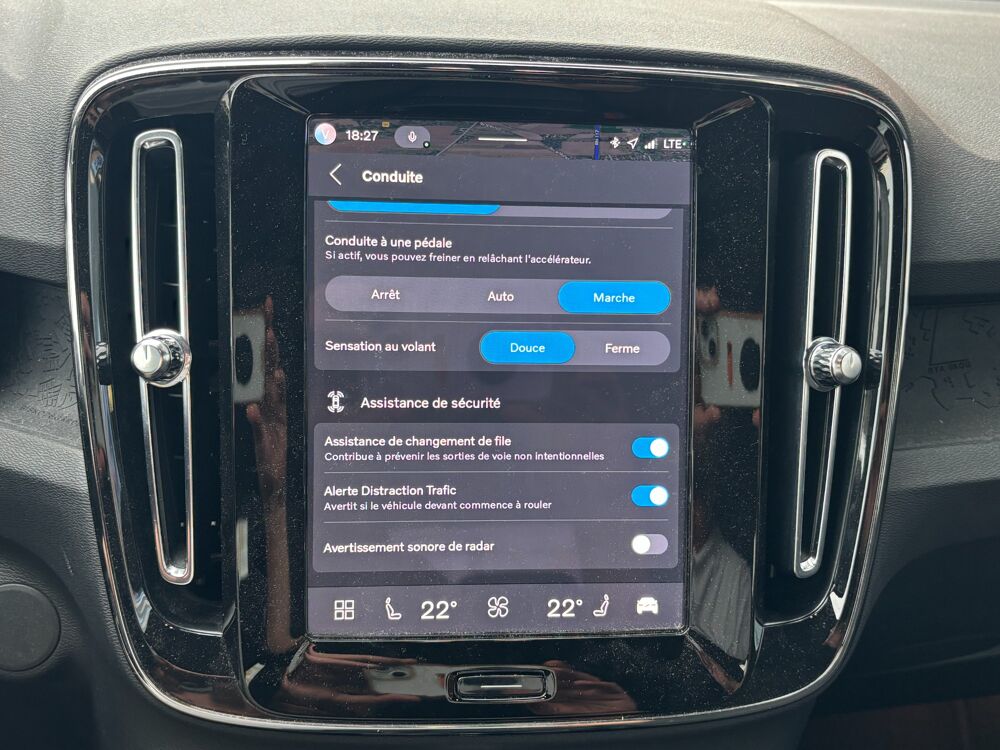 XC40 ELECTRIC 252 CH 78KWH EXTENDED-RANGE ESSENTIAL 2WD SOH 99% 2023 occasion 64320 Idron