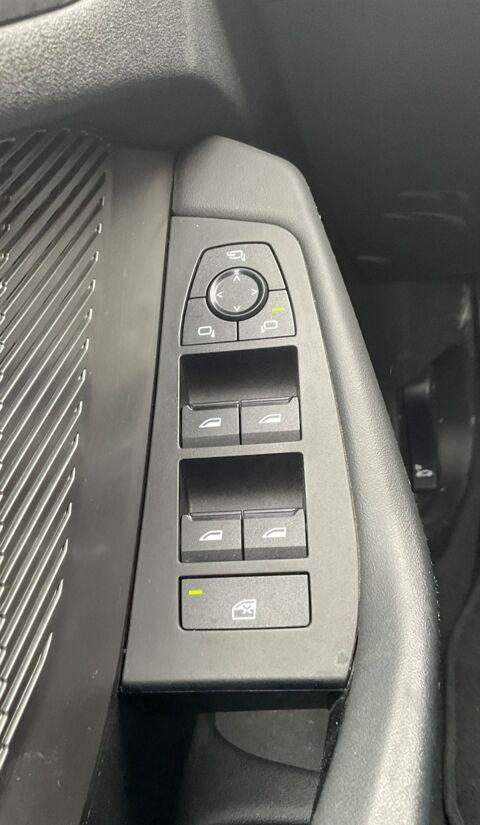 S&eacute;rie 1 1.5 120 170H M-SPORT 155 MHEV HYBRID 48VOLT DKG BVA - Cam&eacute;ra 2025 occasion 78410 Flins-sur-Seine