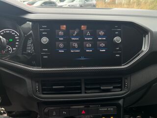 T-Cross 1.0 TSI 110 ACTIVE DSG BVA - 1er MAIN - Entretien Volkswagen 2021 occasion 44220 Cou&euml;ron