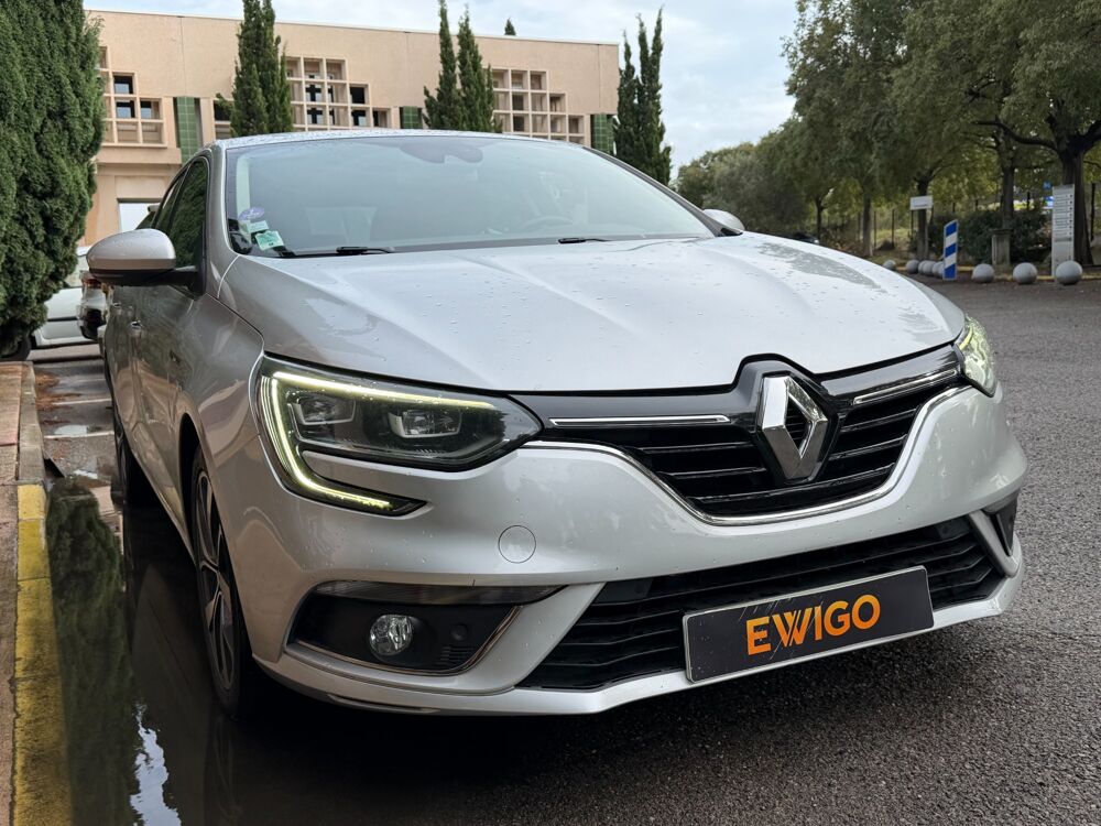 M&eacute;gane 1.2 TCE 130 ENERGY AKAJU EDC BVA 2017 occasion 13009 Marseille