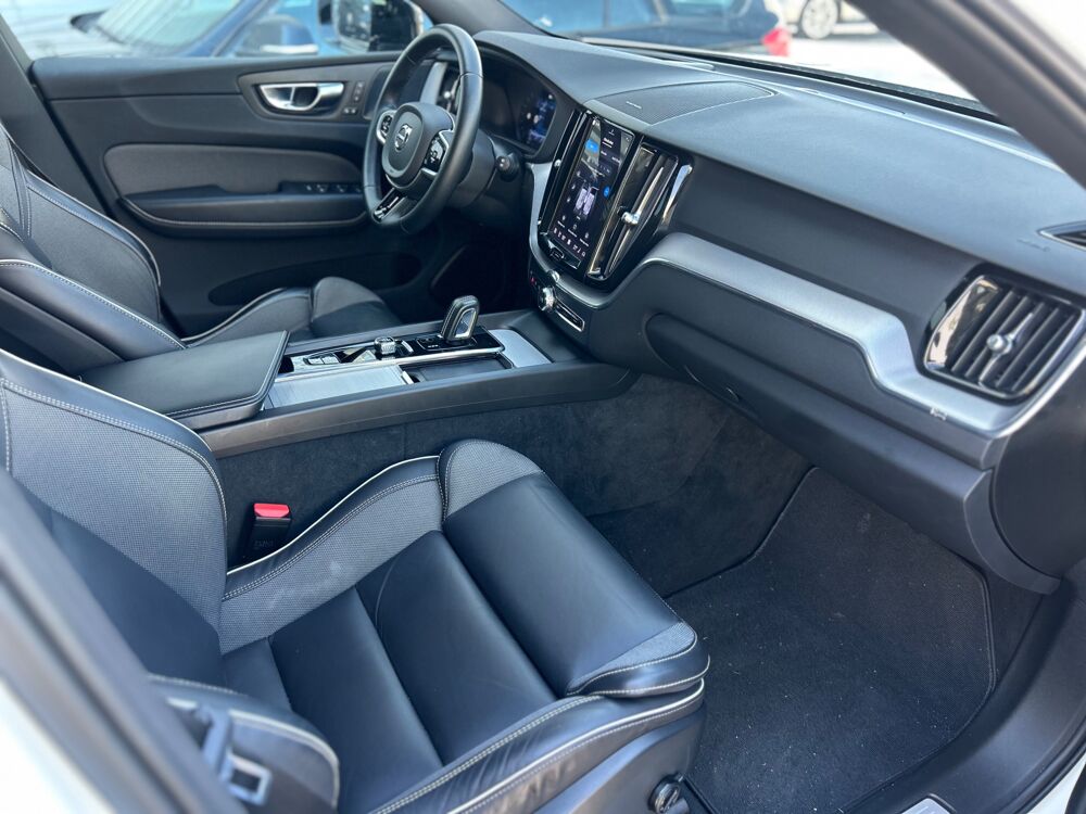 XC60 2.0 B4 D 211H 197 CH MHEV HYBRID BUSINESS EXECUTIVE GEARTRON 2022 occasion 47000 Agen