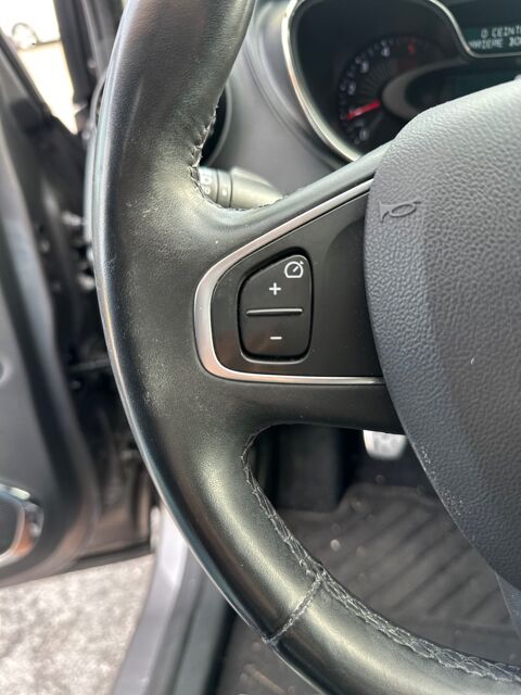 Captur 1.5 DCI 110 ENERGY INTENS START-STOP 2016 occasion 25000 Besan&ccedil;on