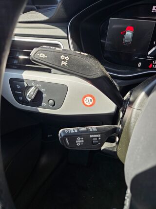 A4 AVANT S-LINE COMP&Eacute;TITION-2.0L 204CH 40 TFSI HYBRID-CHASSIS S 2024 occasion 38590 Saint-&Eacute;tienne-de-Saint-Geoirs